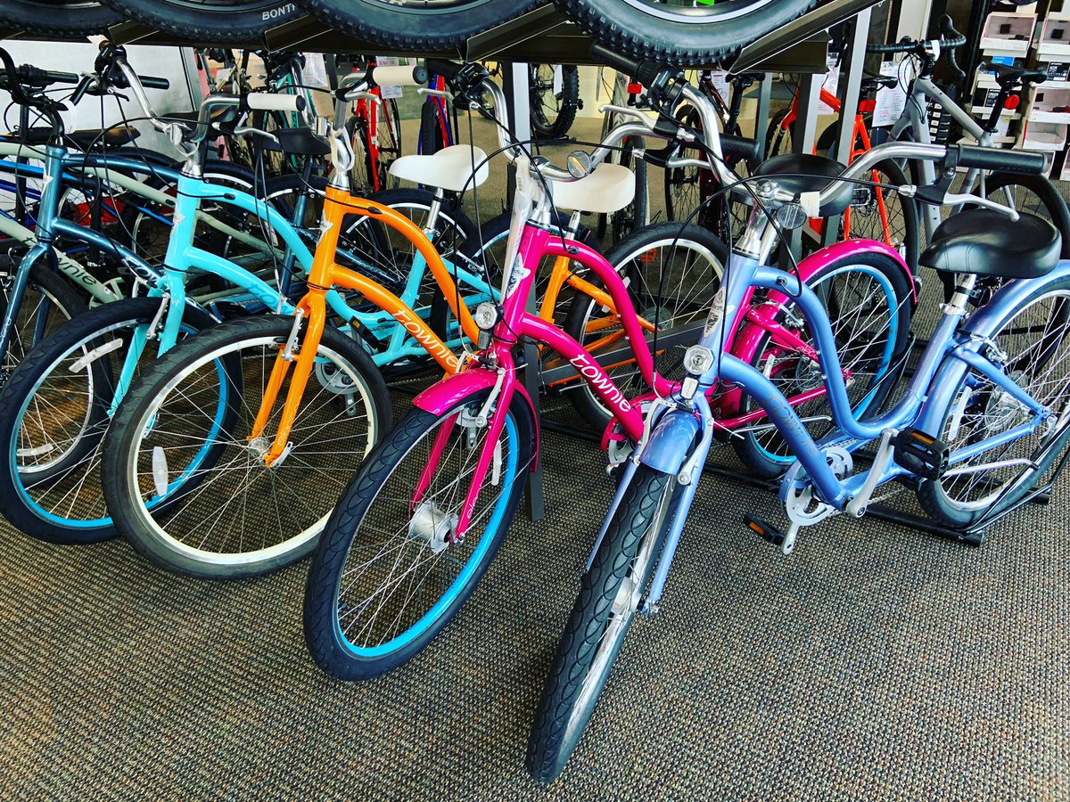 FreeFlightBikes's tweet photo. “Life is like riding a bicycle, to stay balanced you must keep moving” 🚲

#motivationalmonday #cycling #freeflightbikes #dubuqueiowa https://t.co/xnep2mq3yy