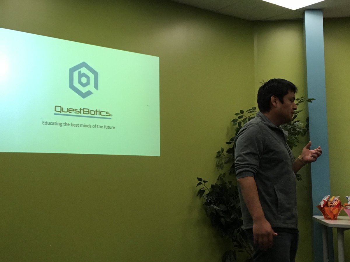 SkylineLibrary's tweet photo. SHS alum &amp; Questbotics CEO, Delfin Lozano, at Career Talk Brown Bag Lunch today. Lessons on entrepreneurship in English and Spanish: "If you're good at something, do it. Let your passion guide how."@SHS_Principal @SkylineSTEM_VPA @SVVSDPartners @QuestBotics https://t.co/7fLdct5I00