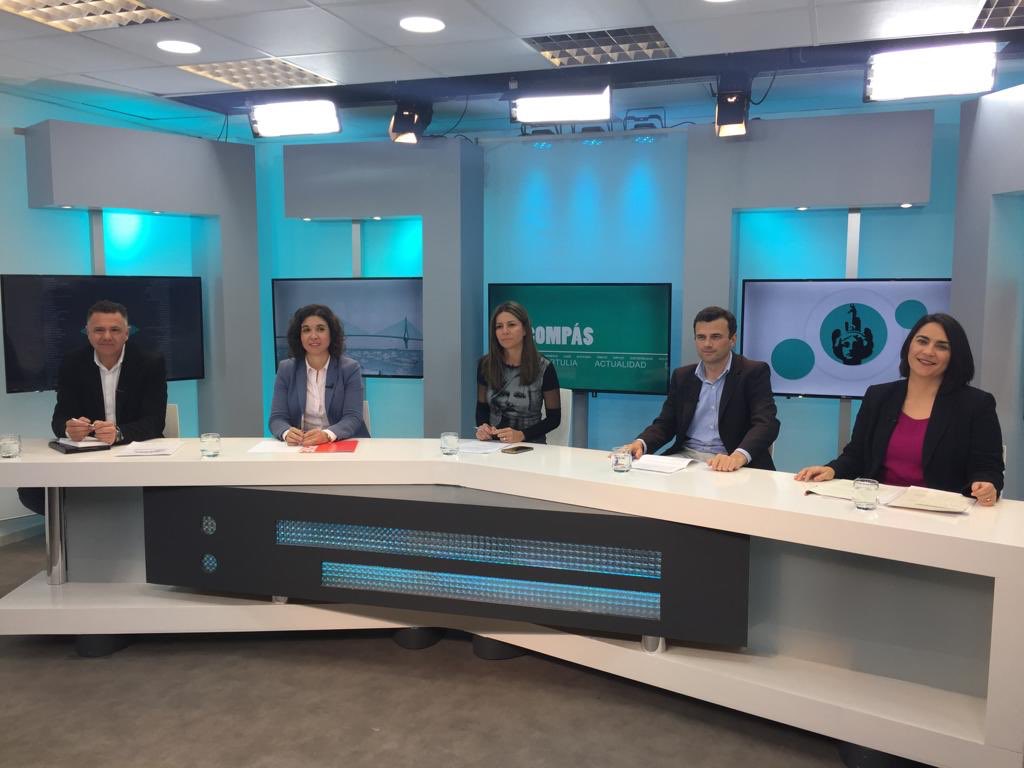 psoecadiz's tweet photo. En el debate de #Alcompas, @NoeliaRuizPSOE traslada cómo el nuevo gobierno andaluz falsean, maquillan y alarman las cifras para justificar la inyeccion de dinero a la sanidad privada. Que lo hacen por cuestión ideológica, que es muy lícito pero deberían de haber dicho la verdad. https://t.co/SIOsWOts28