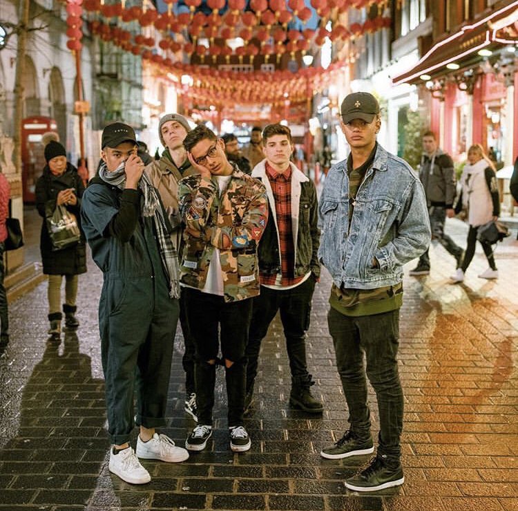 PRETTYMUCH's tweet photo. HAPPY 3 YEAR ANNIVERSARY! We love you with all our hearts ❤️ thanks for sticking with us through it all and showing us so much support BEANZ FOR LIFE!! Enjoy these throwback pics 💫 https://t.co/8e334RzUlN