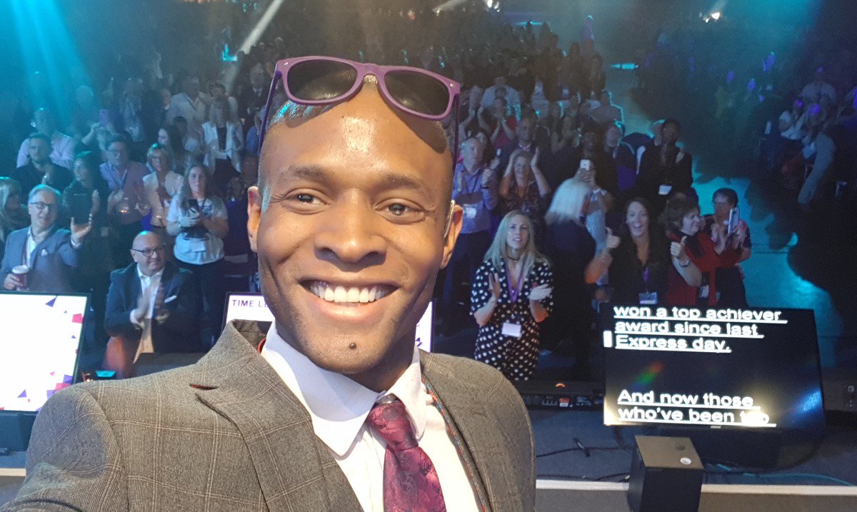 Damien1Peters's tweet photo. What an amazing weekend with life changing experience! I am proud that I am able to stand in front of 3000 happy positive people and received award with £150 gift! 

#DamienPeters #UtilityWarehouse #Success #Business #ExpressDay #Mindset #LifeChanging #PersonalDevelopment https://t.co/FAEKrwEsZ0