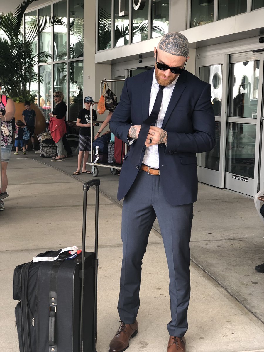 Blaxstrom1's tweet photo. You canβt rock a suit like I can... . #blaxstrom #tattooedtortureexpert #professional #inkedmagazine #inked #wwe #nxt #roh #impact #aaa #njpw #aew #tattoos #guyswithtattoos #prowrestling https://t.co/wmxm3vXSlw