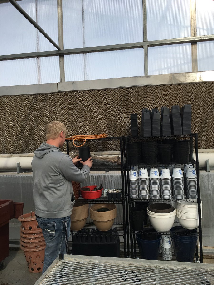 SV_AgEd's tweet photo. Prepping the #svffa greenhouse for all the plants that will come in later today! Stay tuned for more updates on when/where we will be selling! #svnation https://t.co/KXn3sQeJMh