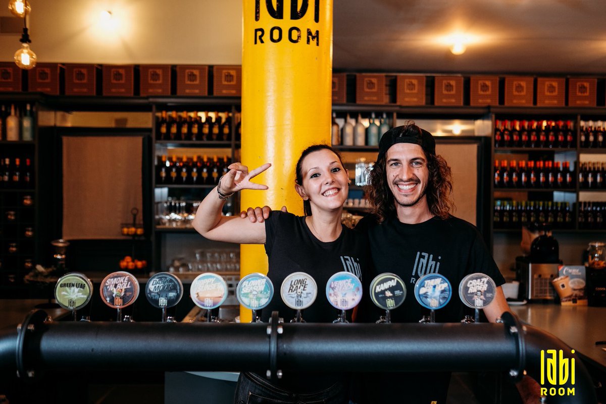 LabiRoom's tweet photo. Ti aspettiamo per assaggiare tutte le nostre birre! #TAPROOM 🍻

#Rosà #Vicenza #Veneto #Padova #Treviso #craftbeer #madeinitaly #bassanodelgrappa #beer #labiroom #labibeer https://t.co/kJDoBLXgVH