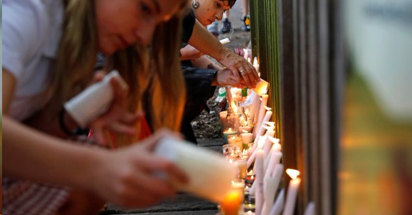 SRAntiFascism's tweet photo. #ChristChurchShootings:
#KiwiLand:#PMJacindaArdern
PoisedTo #BanAssaultWeapons
(#AutomaticWeapons,#AssaultWeapons)
After #TerrorAttacks,
#CabinetOfNewZealand HasBacked
#SweepingChanges To #GunLaws
Just 3Days After #49Lives Were Lost In
#ChristChurchAttack
https://t.co/2anOSeVW5o https://t.co/hjKGN130lX