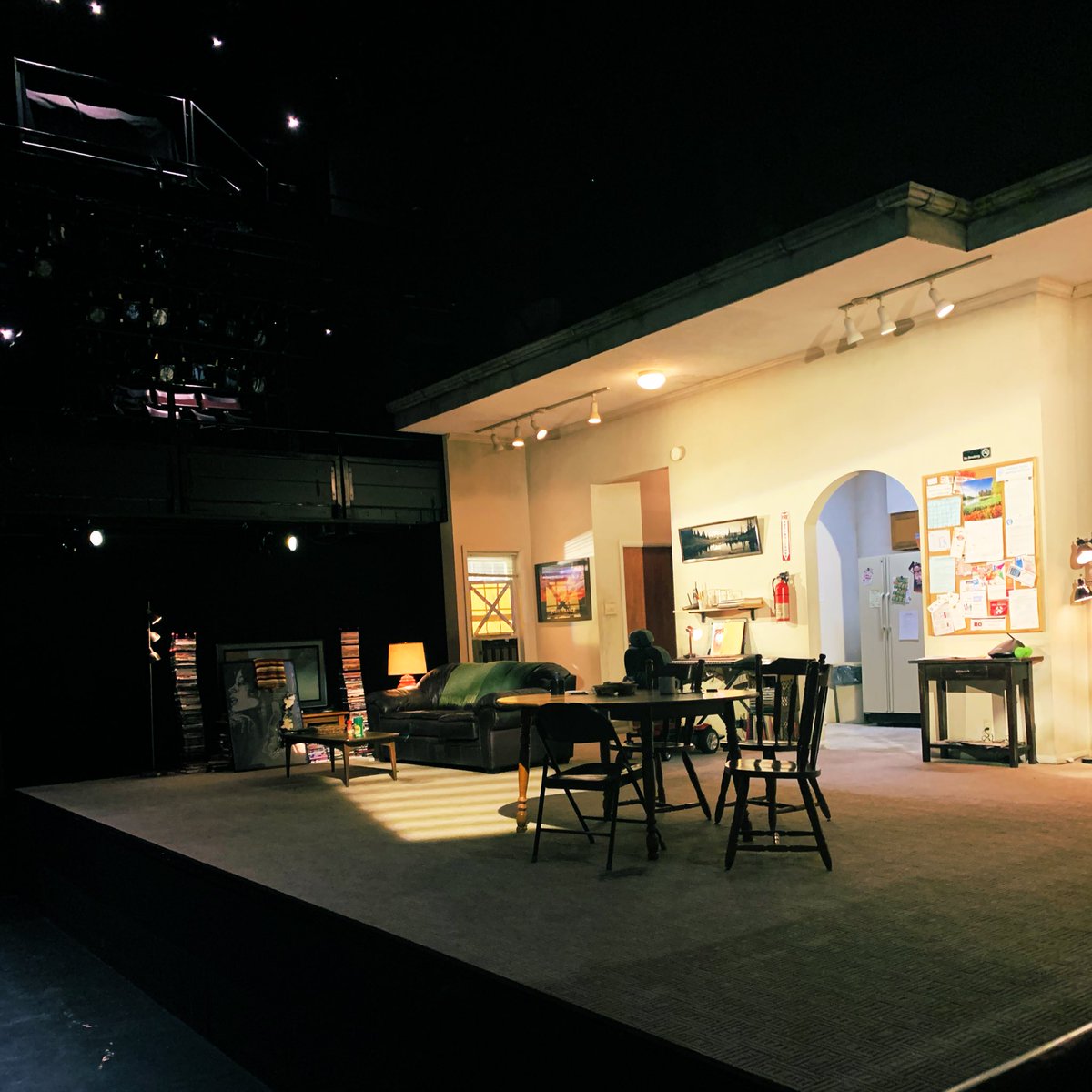 #Downstate <a href="/NationalTheatre/">National Theatre</a> was so stunning. Incredible actors. Superb writing. Difficult topic. A real triumph.