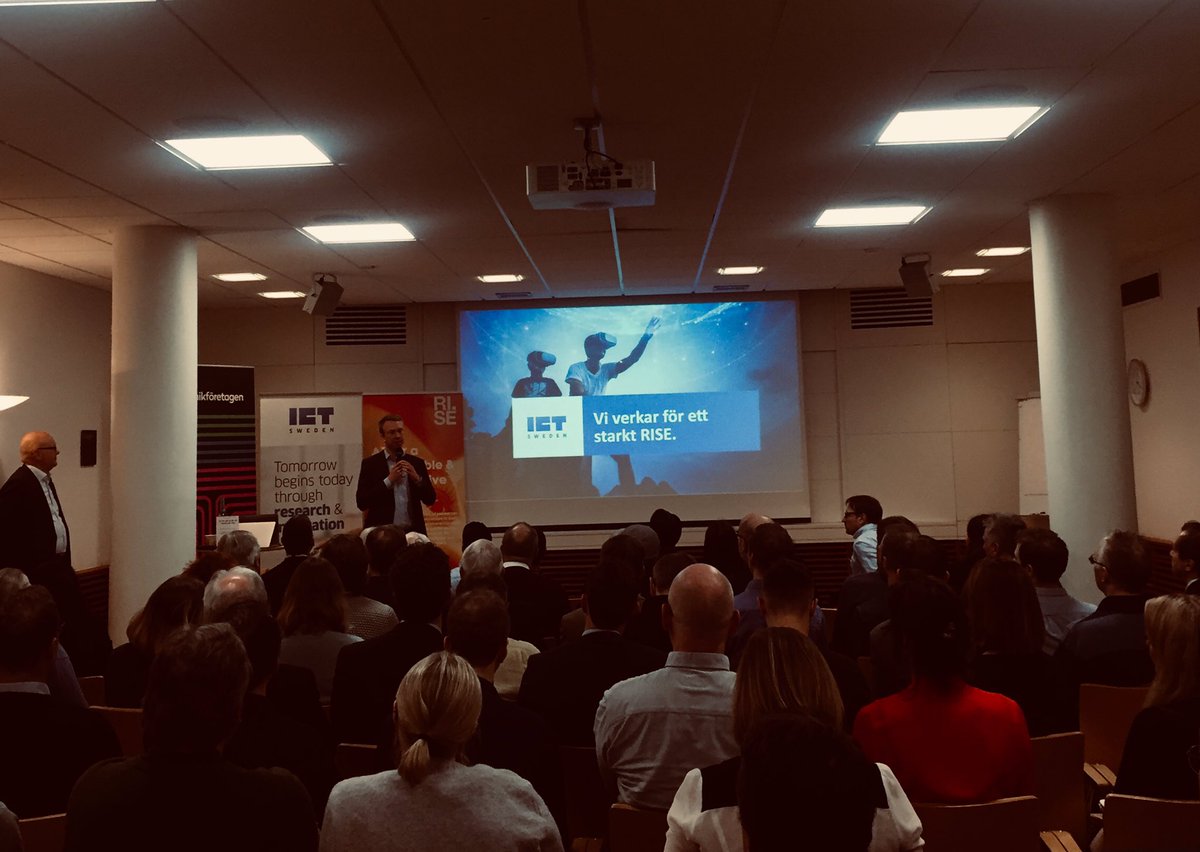 RISEAI1's tweet image. Live from the AI Tour: What is the benefit of AI? What have others done? How do we take the step towards AI? @teknikforetagen @ICTsweden @RISEAI1 #athergattami @mavenoid @shahanlilja @MaxMohammadi #AI #implementAI