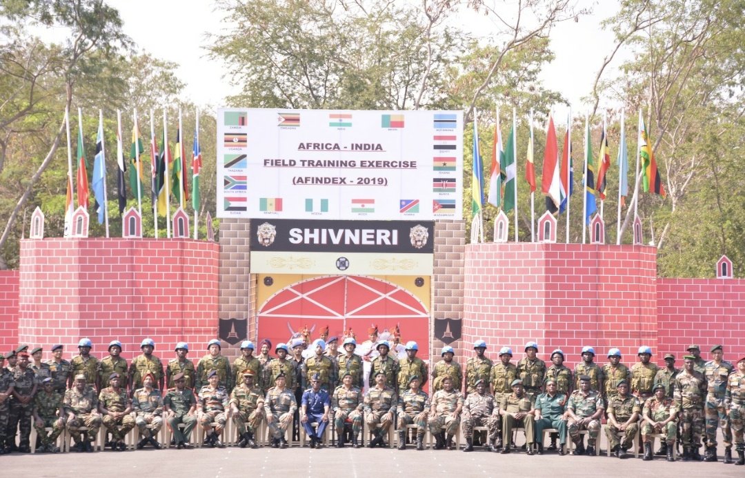 adgpi's tweet image. #AFINDEX The inaugural Africa- India Field Training Exercise - 2019 started with a grand opening #Ceremony at #Pune. Contingents of the 17 #AfricanNations  came together for the Opening Ceremony along with a contingent of #MarathaLightInfantry (Jangi Paltan) representing India.