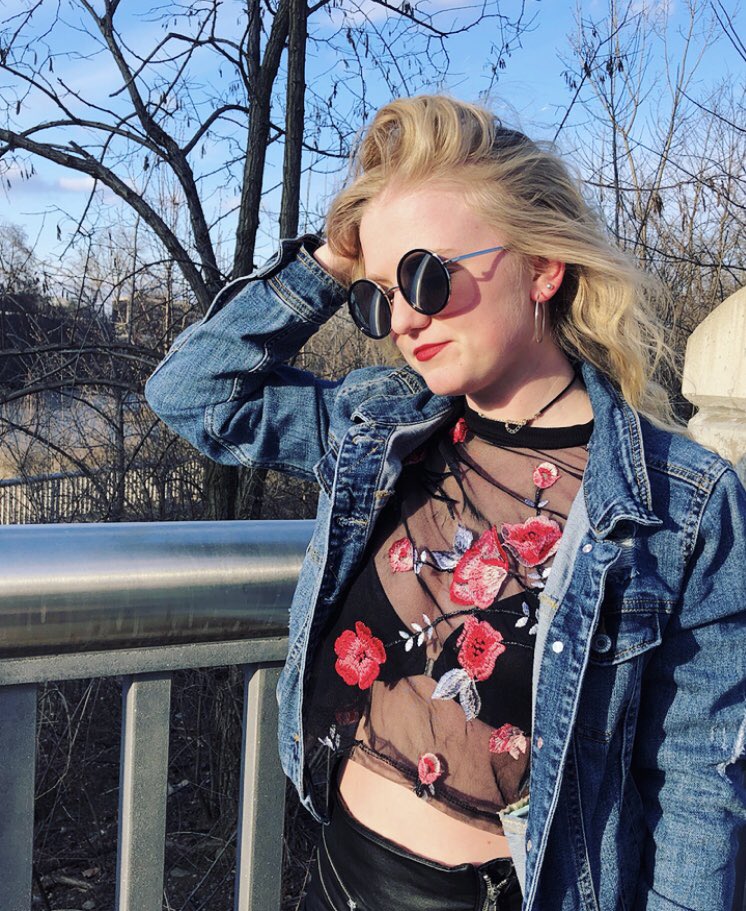 lachendrojenn's tweet photo. happy super super belated birthday to the most beautiful gal inside and out 🌼 you’re going to make the most amazing teacher. i love u long time tune lagoon!! 💁🏼‍♀️🥰🤪👀 @taylor_dance14 #urpretty https://t.co/DyWwTTCPEi