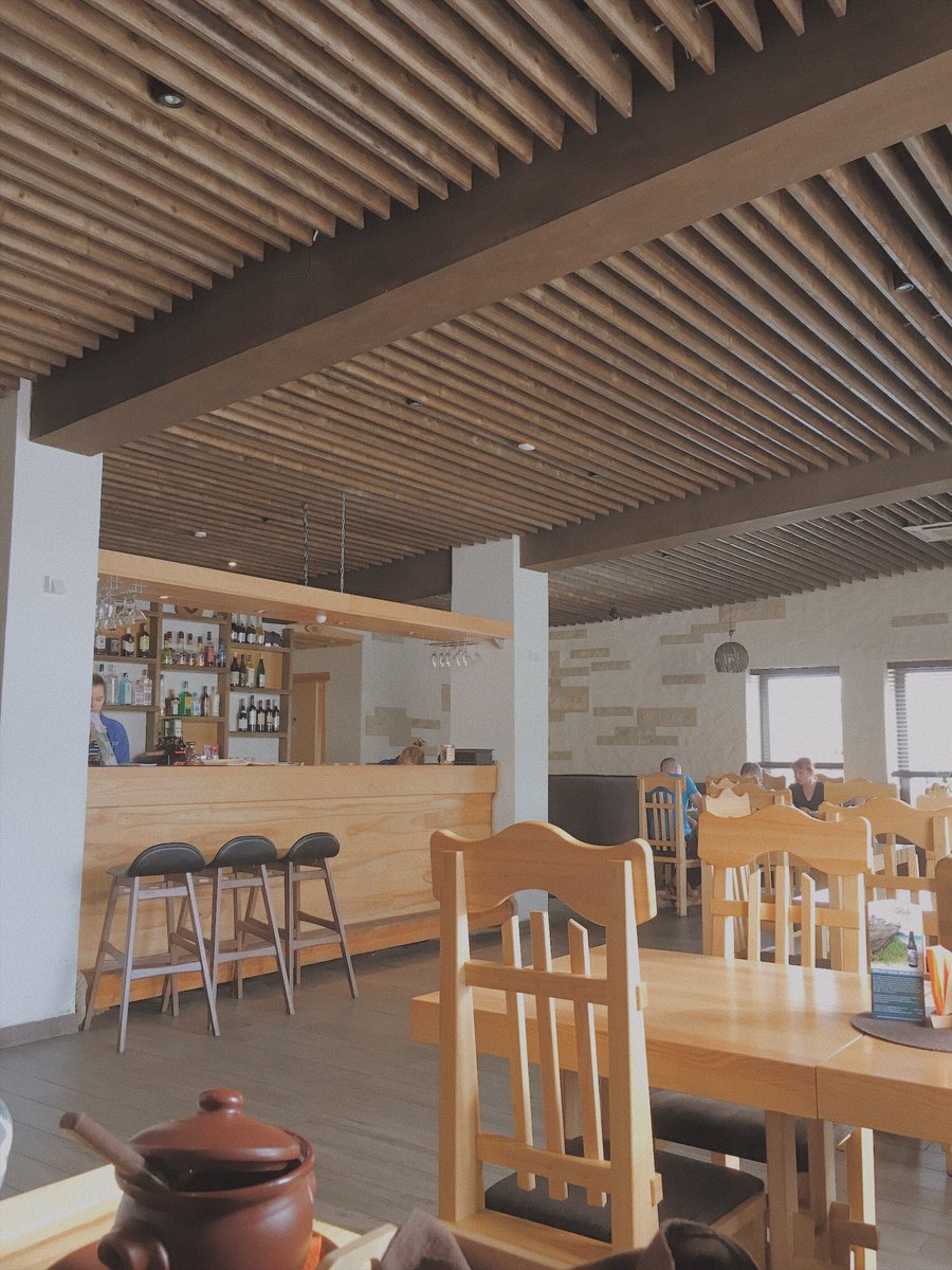 sofquy's tweet image. и так ребята, сейчас я точно вернулась 
ибо я вспомнила,
что в тви можно высказывать своё мнение 🤠