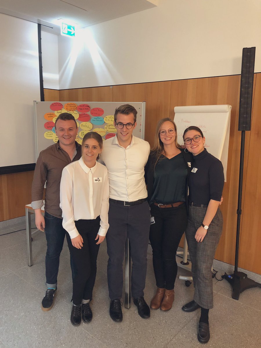 Das war cool! Interessanter Workshop mit Lernenden der AXA und @andrisilbi_ zu Klima&amp;Nachhaltigkeit im Rahmen der Kampagne #VerändereDieSchweiz <a href="/engage_ch/">engage.ch</a>. Danke allen! <a href="/AXA_Schweiz/">AXA Schweiz</a>