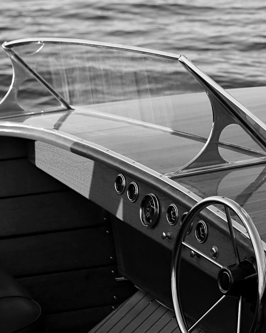 RalphLauren's tweet image. Introducing Purple Label Spring 2019—inspired by the iconic Côte d’Azur and expressed with cutting-edge craftsmanship techniques.

Explore more from the new collection: rlauren.co/TW-PL-Spring19

#RLPurpleLabel #PLSpring2019 #SS2019 #RalphLauren