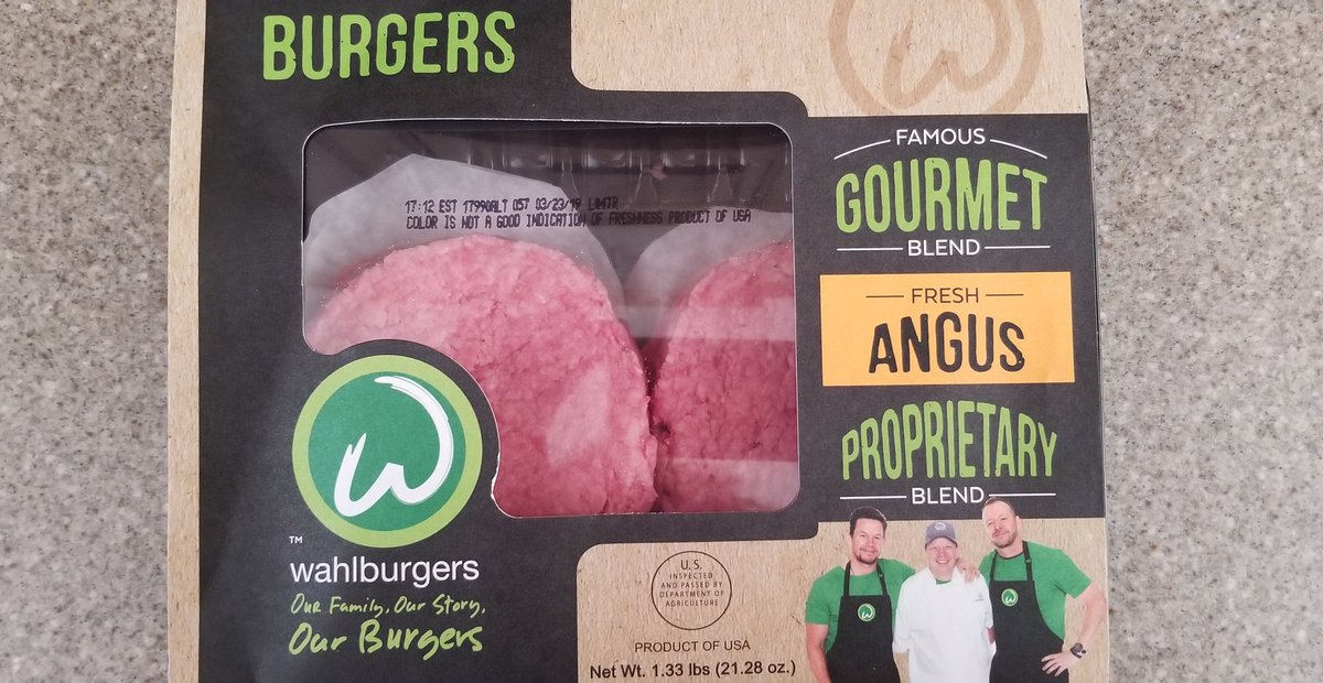 Darci_Davito's tweet photo. Until they get the Wahlburgers built in St. Charles, I must cook my own... https://t.co/7O6ZZjbbzz