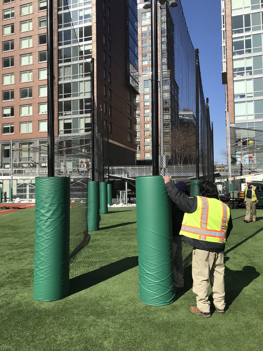 bpca_ny's tweet photo. ICYMI: The #BPC Ball Fields have been converted to baseball / softball configuration in anticipation of Opening Day on Saturday, April 6! https://t.co/RXkDJUyne6 @DeborahJGlick @BrianKavanaghNY @galeabrewer @CM_MargaretChin @yuhline @CommunityBoard1 @GPTA_BPC #BPCCommunity #BPC50 https://t.co/VV8ttm6cj8