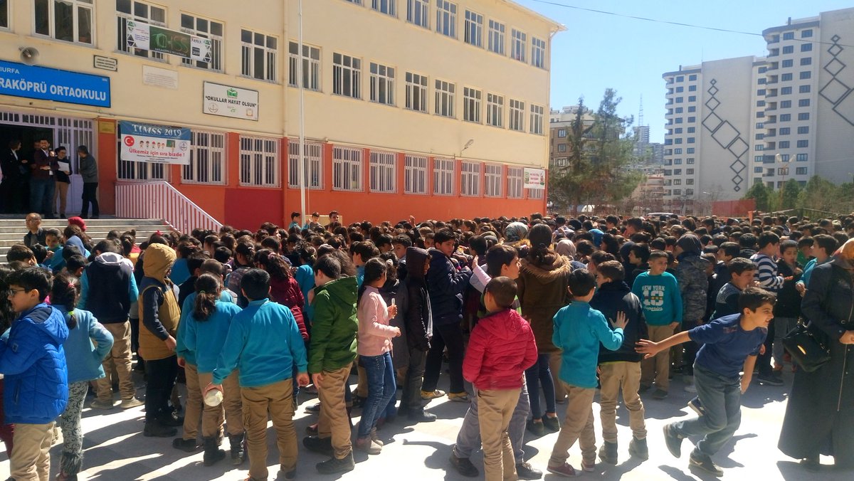 KarakopruO's tweet photo. Okulumuzdan 18 Mart Çanakkale Zaferi ve Şehitleri Anma Programı #ÇanakkaleGeçilmez #18martçanakkalezaferi #Eğitim2023 #18martçanakkalezaferibugün https://t.co/EPyuviJdK0
