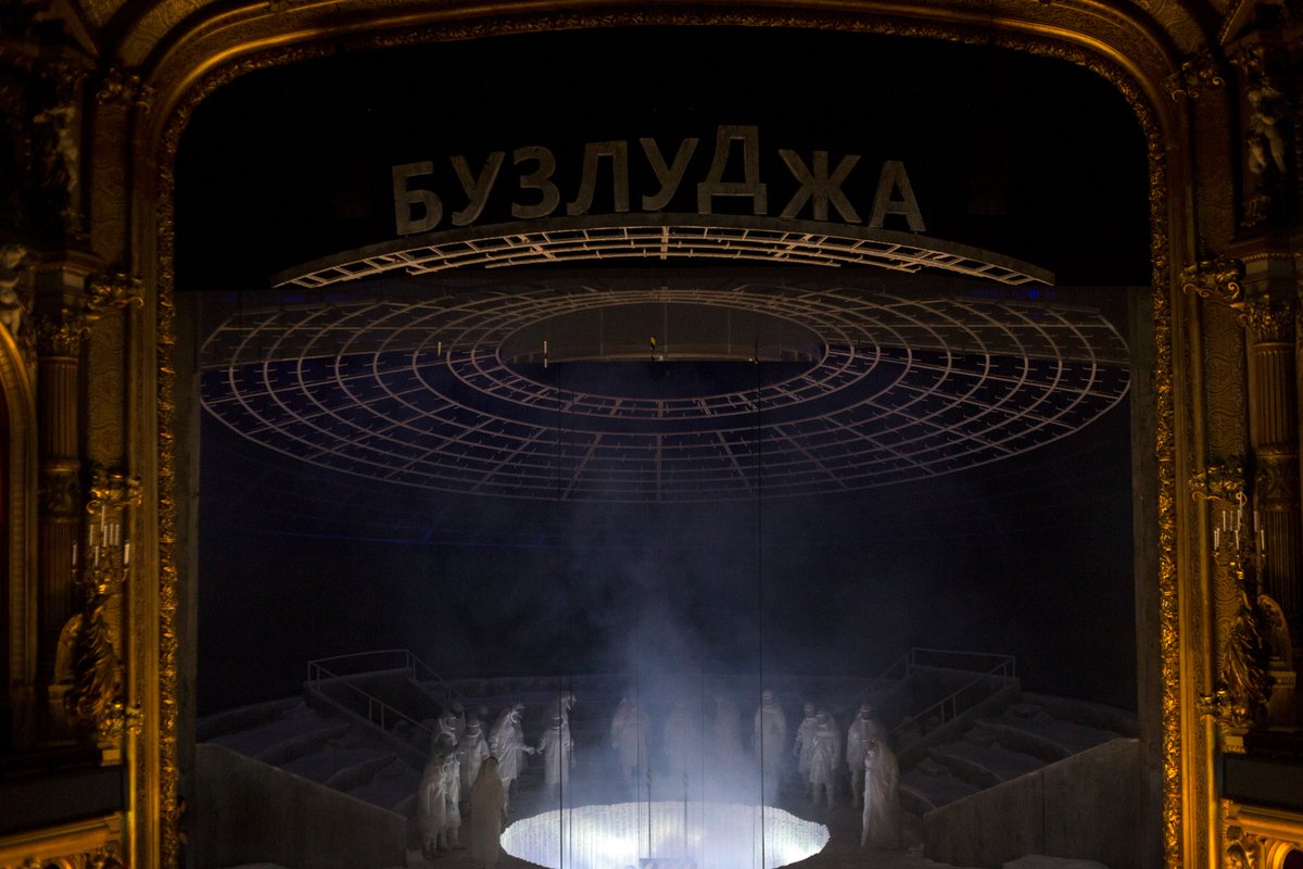 LaMonnaieDeMunt's tweet photo. Only two more performances of #Frankenstein remaining! Did you get a chance to come and see Mark Grey's first opera? Share your thoughts in the comments below!
👇 https://t.co/ilBiKkcpQh
#Opera @LaFuraDelsBaus @AlfonsFlores #OperaSet #StageDesign https://t.co/wQRgzFTBXG