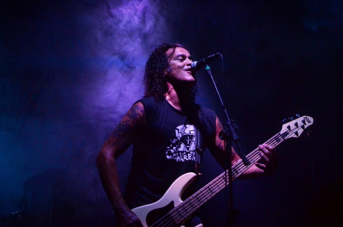 bandaconcreto's tweet photo. Nosso muito obrigado ao Mr Rock e a todo o público que prestigiou o show da banda Concreto ontem! Foi demais!!
Fotos: Andre André Maia
#concreto #bandaconcreto #mrrock #eplama #acalmadaalma20anos https://t.co/GM5Y7S4sv8