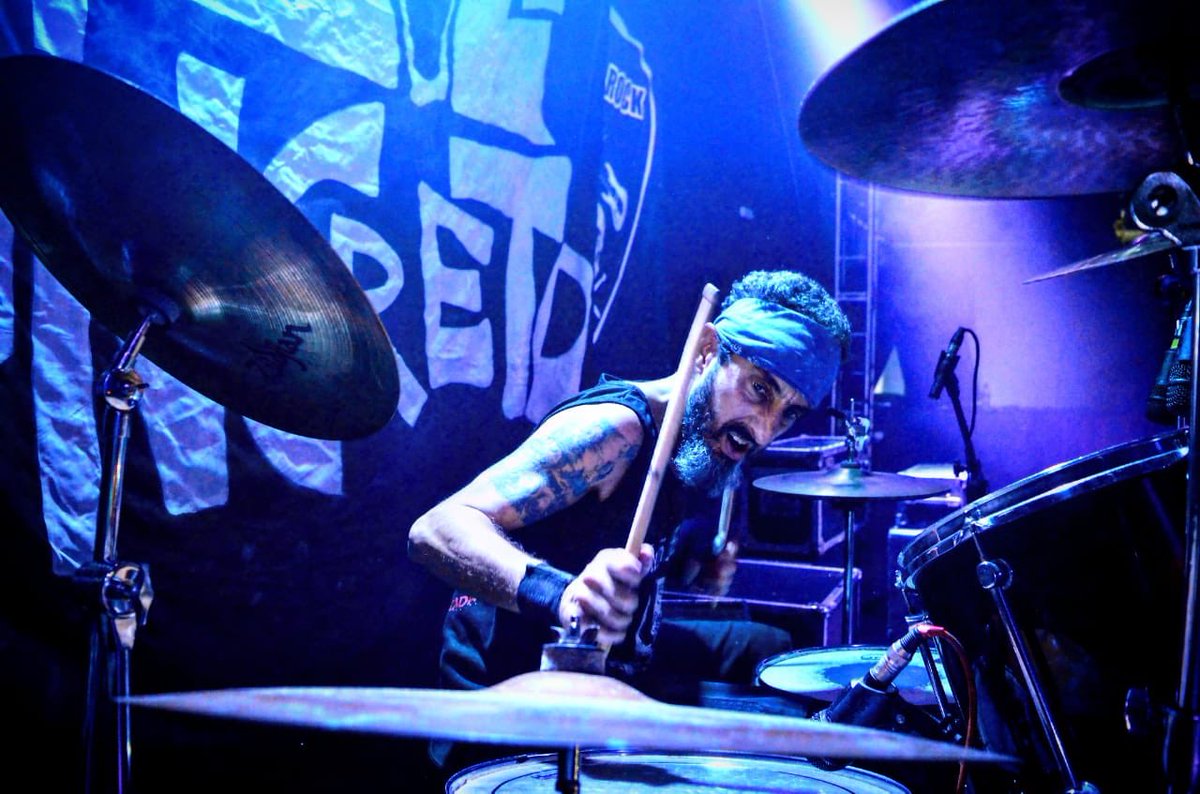 bandaconcreto's tweet photo. Nosso muito obrigado ao Mr Rock e a todo o público que prestigiou o show da banda Concreto ontem! Foi demais!!
Fotos: Andre André Maia
#concreto #bandaconcreto #mrrock #eplama #acalmadaalma20anos https://t.co/GM5Y7S4sv8