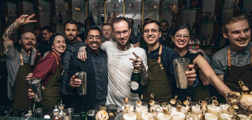 Bar Convent London (@bcb_london) on Twitter photo Last night, we bid farewell to famed cocktail bar Dandelyan as it closed its doors to transform into Lyaness. Today, <a href="/LauFoster/">Laura Foster</a> took a look at the heady mix of luxury and accessibility that made the bar so damn successful... bit.ly/2JmFud0 <a href="/SeaContainers_/">Sea Containers London</a> <a href="/mrlyan/">Mr Lyan</a> Last night, we bid farewell to famed cocktail bar Dandelyan as it closed its doors to transform into Lyaness. Today, <a href="/LauFoster/">Laura Foster</a> took a look at the heady mix of luxury and accessibility that made the bar so damn successful... bit.ly/2JmFud0 <a href="/SeaContainers_/">Sea Containers London</a> <a href="/mrlyan/">Mr Lyan</a>