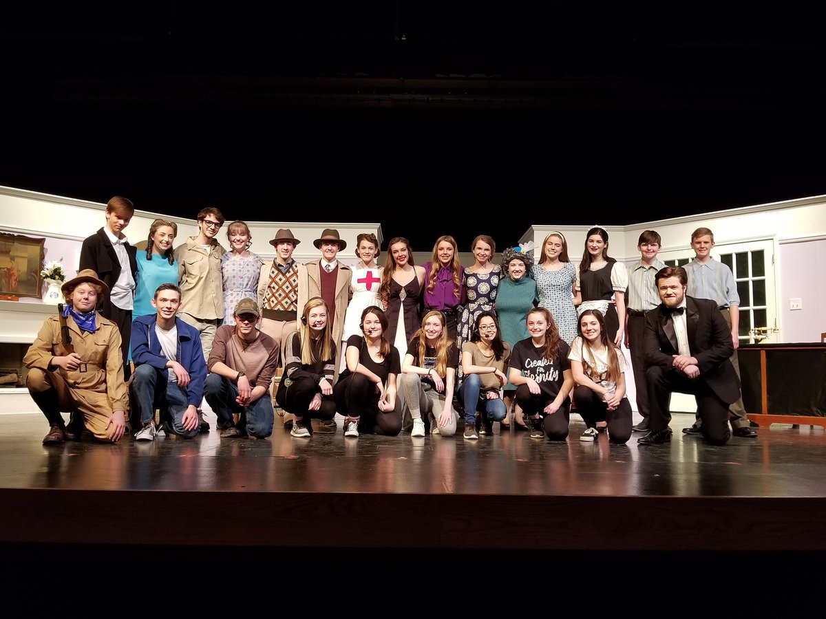 ThespiansTHS's tweet photo. Cast &amp; Crew of "The Crimson House Murder". https://t.co/Iy8js5NS16
