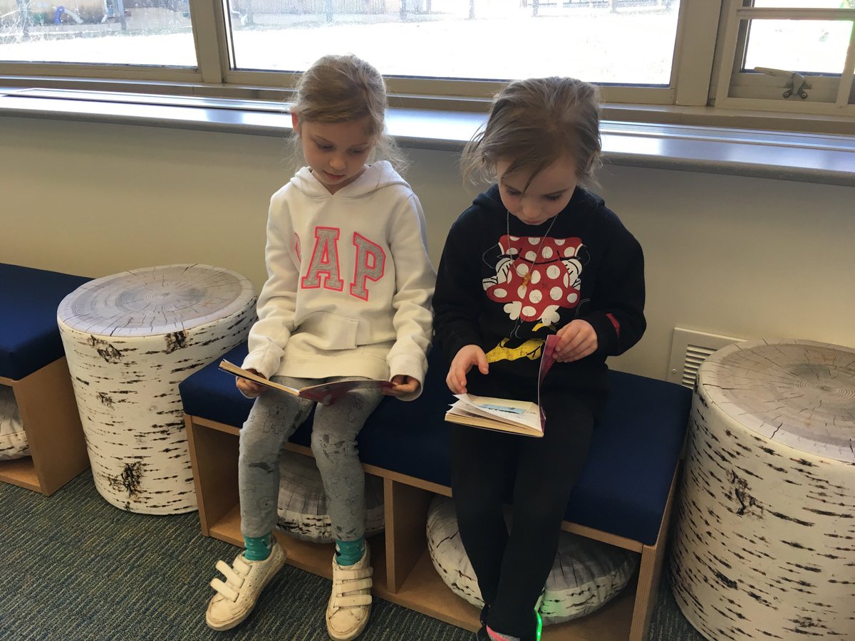 We couldn’t wait to read in our new library! #BearTavernPride ⁦<a href="/IHeartDewey/">Paula Tozzi</a>⁩