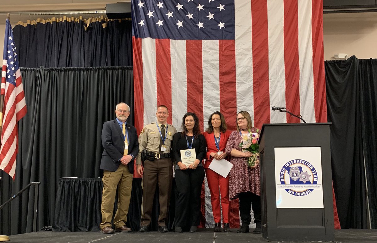 MOCIT4's tweet photo. Congratulations to our Champion of the Year, Kim Woodson, @PhelpsHealth1. #MOCITCONF19 https://t.co/8LIYmE8vRr