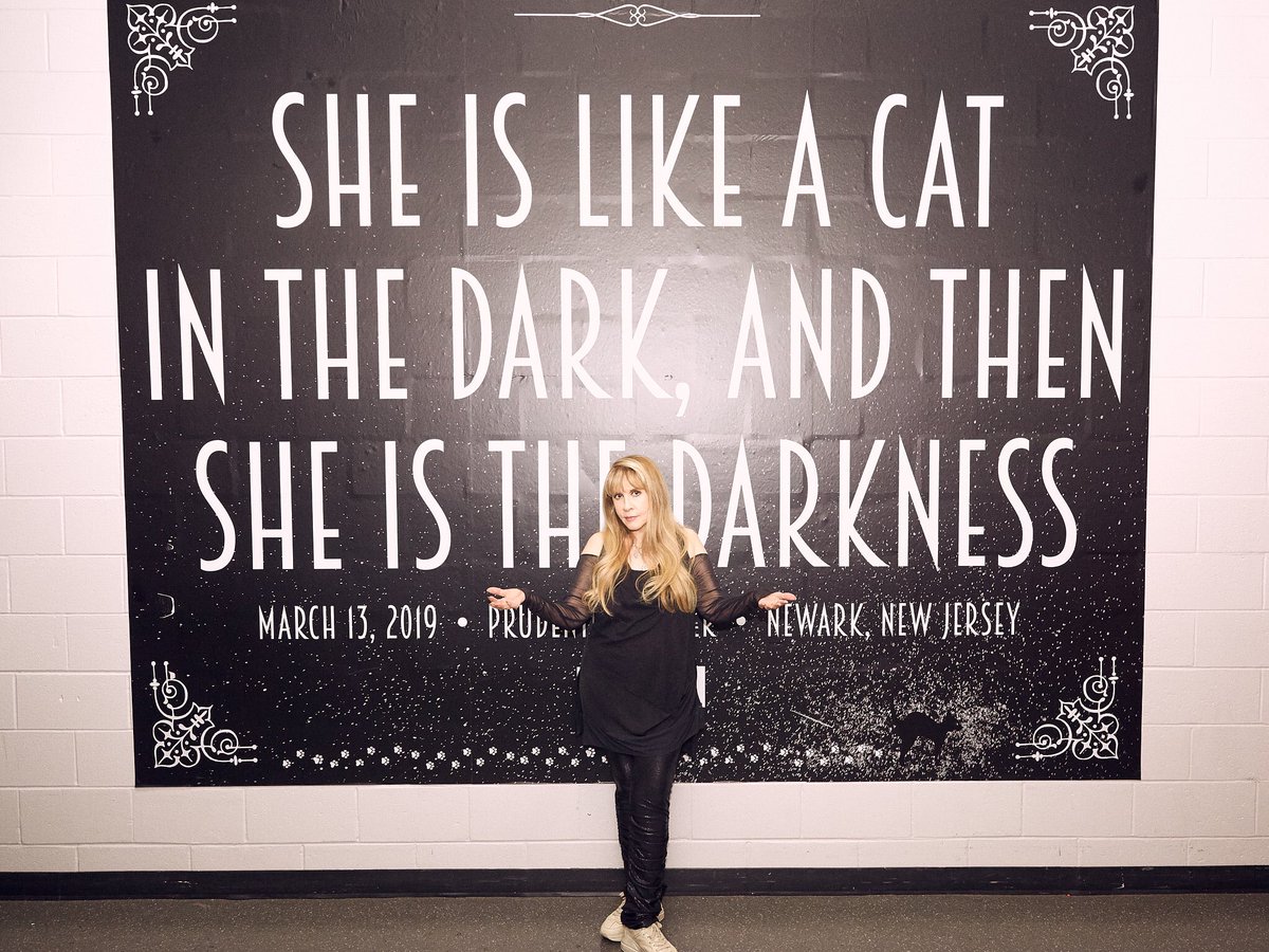 StevieNicks's tweet image. And wouldn’t you love to love her... #11days until the @rockhall Induction Ceremony! 📸: Justin Wysong