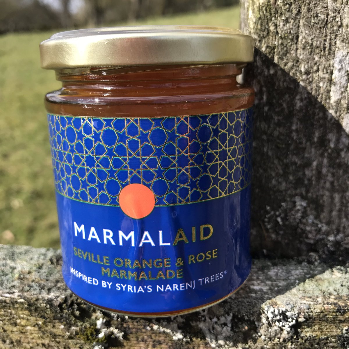 A beautiful jar of rose-scented MarmalAID by Cumbria’s #wildandfruitful for @handsupfound. A special edition marking 8 years of conflict and raising funds to support charities in and around Syria. Was selling fast <a href="/DalemainMansion/">Dalemain Mansion</a> <a href="/MarmaladeAwards/">Marmalade Awards</a> #marmalade #foodoflove