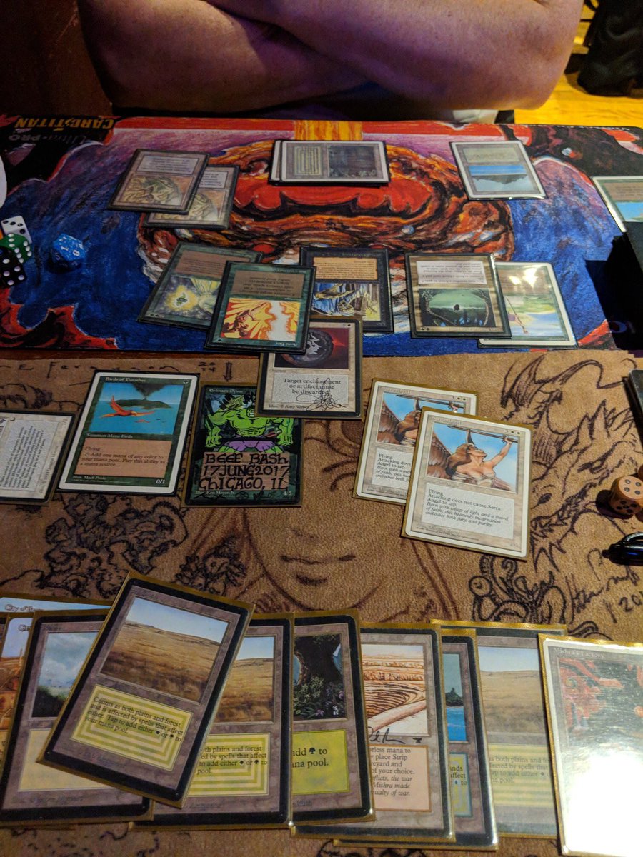 RealitySkwdGmrs's tweet photo. Wisconsin’s own and Deep Spawner OG7 @TheMikeyB71 takes on the @LordsOfThePitOG Relic War 3 finishing 5-1 and placing 3rd on breakers with “All-in Eureka Lich” . Outstanding performance ! #OldSchoolMTG #9394mtg #deepspawners https://t.co/cswSDrpm8U