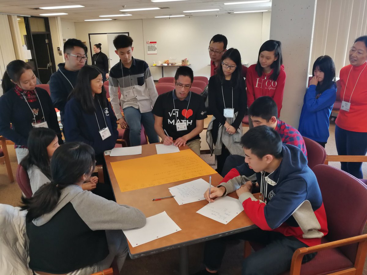 QuestUniCanada's tweet photo. Quest Mathematics Tutor Dr. Richard Hoshino was a special guest at the Math4Real camp hosted by @YorkUniversity’s Department of Mathematics & Statistics in the Faculty of Science. #QuestUniversityCanada #QuestUniversity #CuriosityRequired #YourQuest #Squamish https://t.co/PgWBiyDxsK