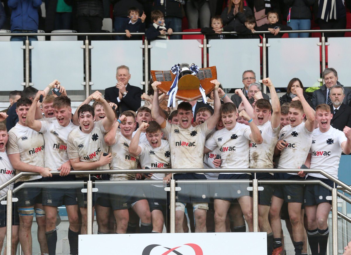 DanskeBank_UK's tweet photo. .@MethodyBelfast win the Danske Bank Bank Ulster Schools’ Cup Rugby 2019 title! 🏆🏆🏆

Congratulations to all! #DanskeSchoolsCup 👏👏👏 https://t.co/EHGJgfmili