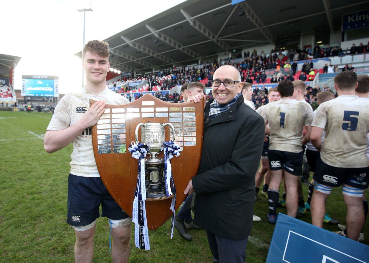 DanskeBank_UK's tweet photo. .@MethodyBelfast win the Danske Bank Bank Ulster Schools’ Cup Rugby 2019 title! 🏆🏆🏆

Congratulations to all! #DanskeSchoolsCup 👏👏👏 https://t.co/EHGJgfmili