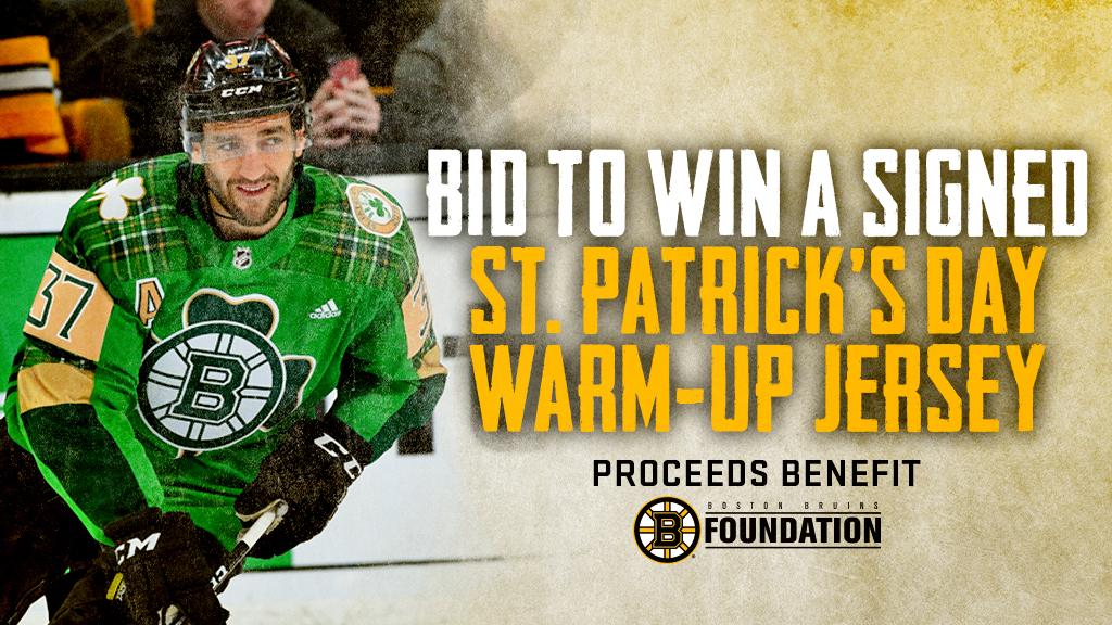 The Pittsburgh Penguins (Piongaini) go Gaelic for St. Patrick's