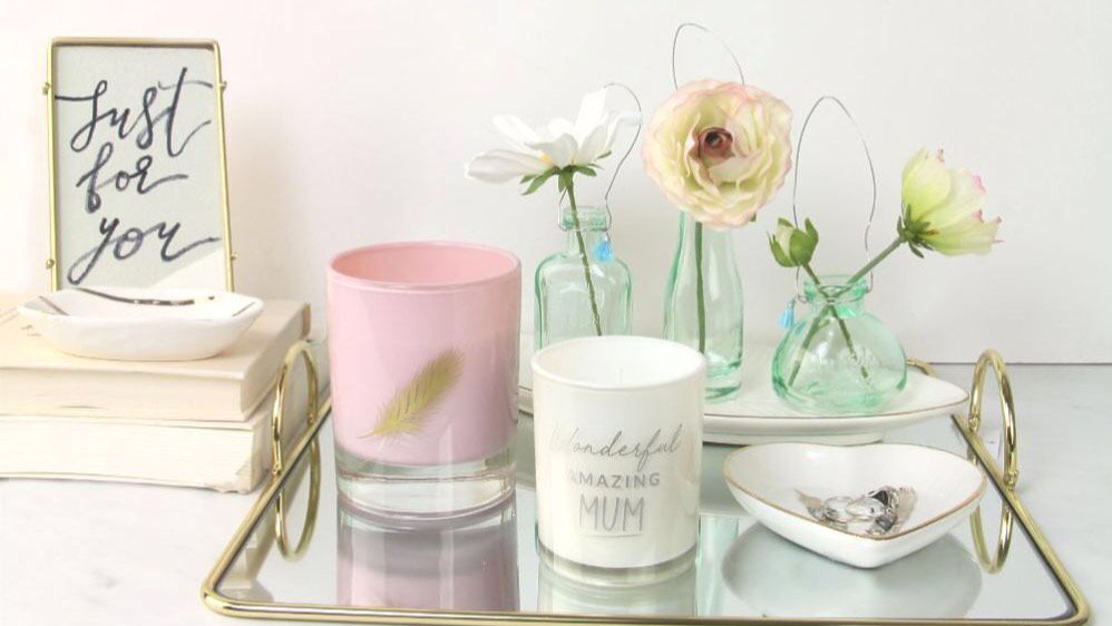 It's only 2 weeks to go to Mother's Day. Read our latest Blog for inspiration, we've come up with 5 buying tips to help you pick the perfect thoughtful gift. loom.ly/9GgwRoY   #giftguide #mothersday  #giftsformum