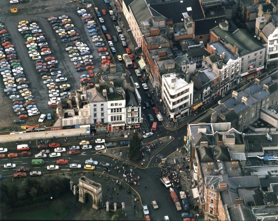 The top of Grafton Street in 1970.

#PhotosofDublin #GraftonSt #Dublin