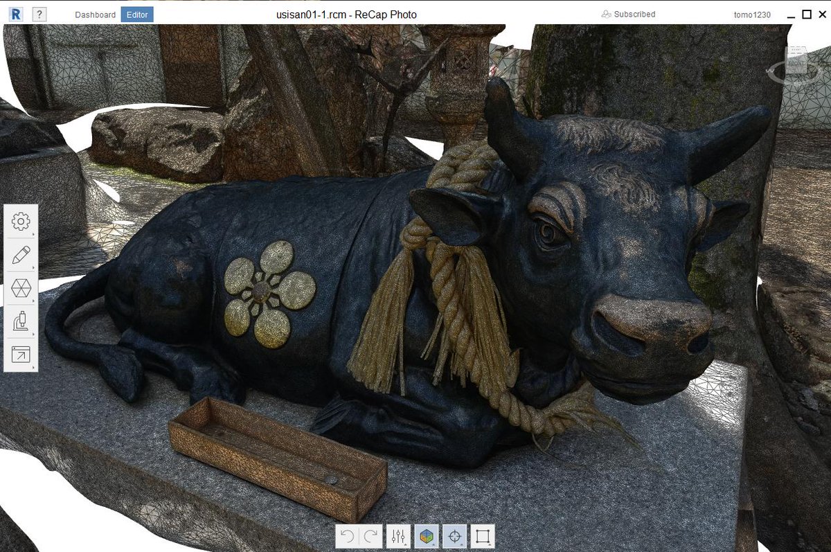 tomo1230's tweet photo. Fusion 360のクワッド変換で使っている
Autodesk Recap Photo v19.1 で
本来の使い方である
フォトグラメトリーをやってみた♪
よく見る牛神さん？を４２枚の写真から
３Ｄモデルにしてみました！
簡単にテクスチャ３Ｄモデルが
できることが分かった♪
でも写真撮ってるとき恥ずかしい笑
#RecapPhoto https://t.co/nNfADBwdwR