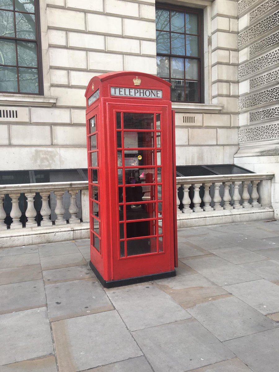 Jammersen's tweet photo. Great trip to the UK 🇬🇧! London is beautiful! You are also here right now, aren’t you @ShaneHelmsCom ? Where are you at? We are in the Suffolk Area. https://t.co/UGqhtlTvw0