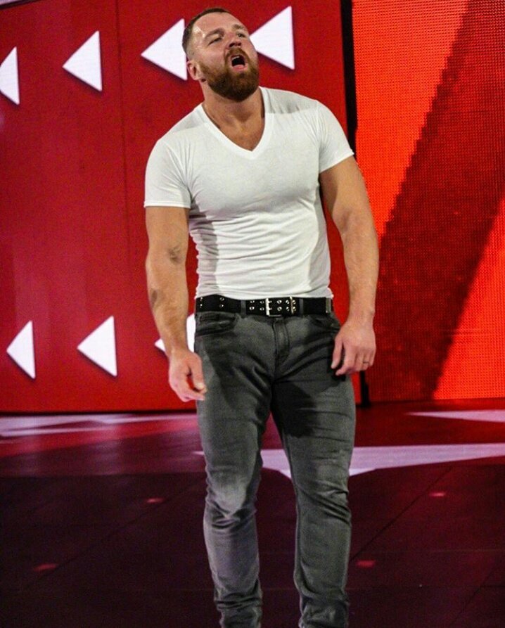 JonMoxleyArg's tweet photo. Ke lo keee? @RomanReignsArg 😂😂 https://t.co/d25SQJErYU
