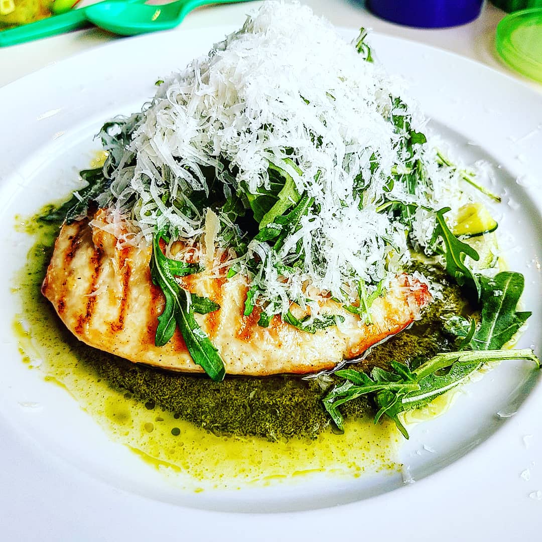 The rest of this week's lunches will have to work hard to beat this chargrilled butterflied chicken breast, courgette, oregano &amp; parmesan salad at @weareambulo. Complete flavour party. Amazing. #sheffield