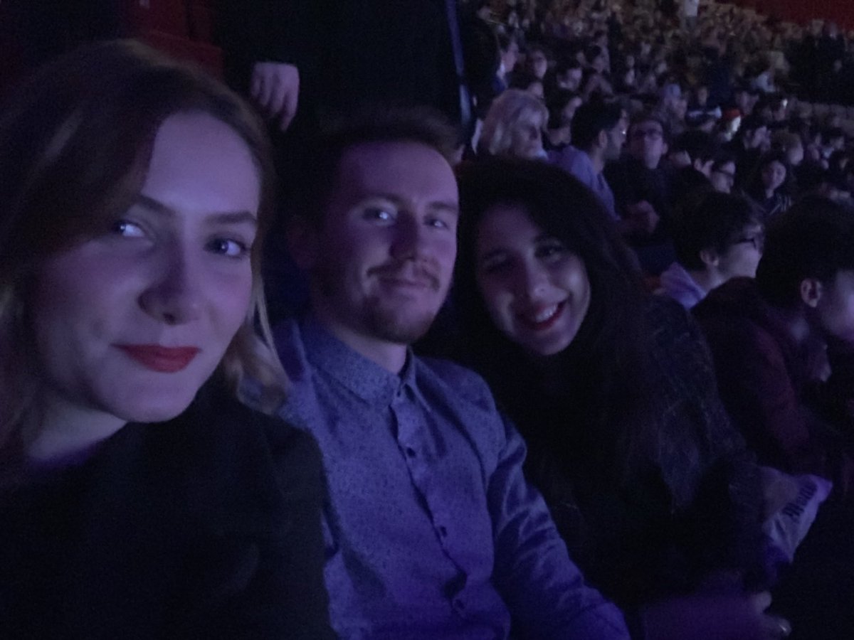 Latifa_J's tweet photo. Avant première #dumbo https://t.co/nwsss9g46I