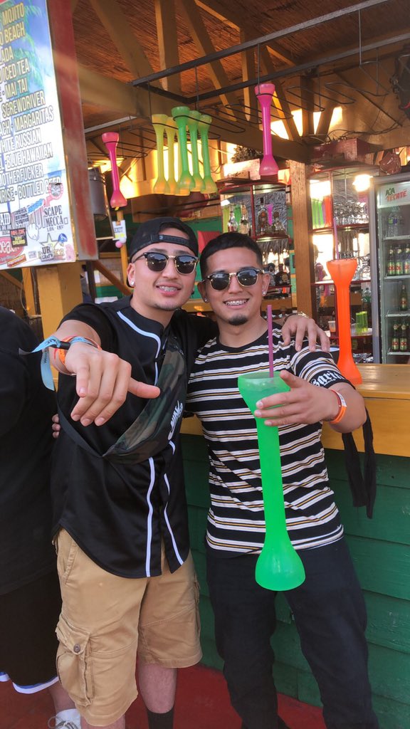 Ivan_doesit's tweet photo. Found my long lost twin brother from Sigma chapter ! 😂🎉🎊 it’s a Deuce thang baby , we wild ! #Cl2b https://t.co/J8iYHDJzoB