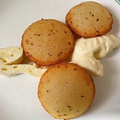 Melocoton1006's tweet photo. Definamos esto YAAAA 
🔃 RT arepita dulce con anís 
❤️ Arepa paisa https://t.co/N25COiLxwv