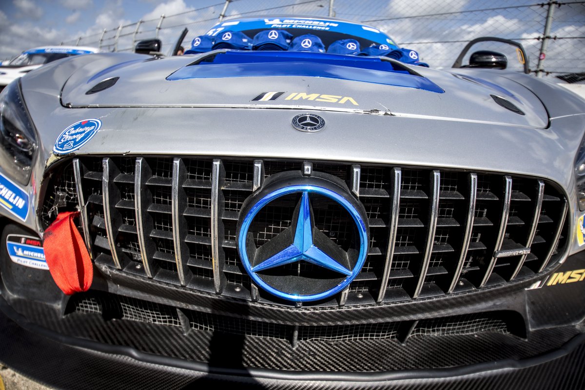WinwardRacing's tweet photo. We love repping the @MercedesAMG logo 🤘#MercedesMonday #AMGSquad

PC: MBUSA/BrianCleary https://t.co/btrCHnTzeY