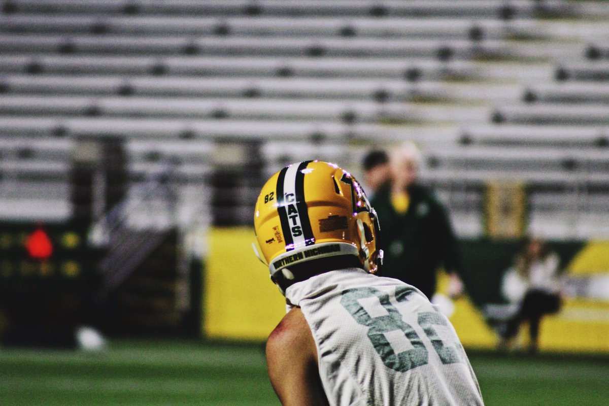 cheyslaughter's tweet photo. spring ball is in full swing cats πΌ #ShareNMU #NMUFootball @NMU_Football https://t.co/NkvXbCf8Hv