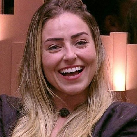 maximoffics's tweet photo. A CADA RT AQUI EU DOU 5O VOTOS NA PAULA #BBB19 #ForaPaula https://t.co/7BcSzKmghr