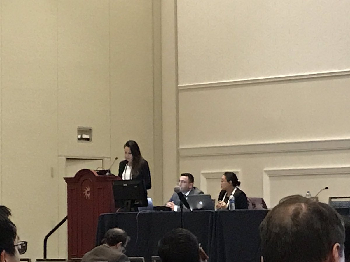 SCKoo80's tweet image. Dr. Rachel Mariani from Nationwide Children's presents her work done at Lurie Children's on Cbl/Ras pathway mutations in juvenile myelomonocytic leukemia. #USCAP2019 #nchpath