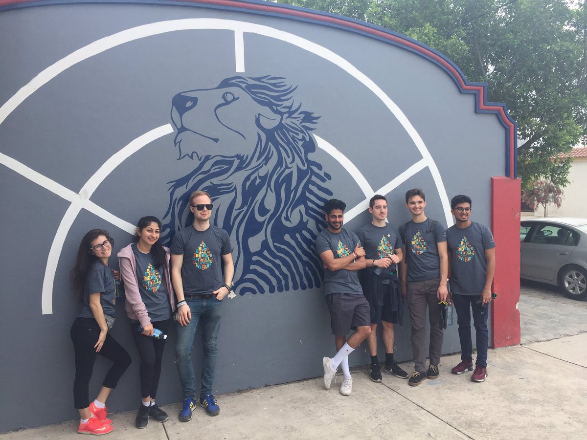 AmecaCr's tweet photo. Visita ROTARAC Wayne State University a Ameca #Rotaract #RotaractWorldWeek #rotary #cuvalles https://t.co/U1bH86Dliq