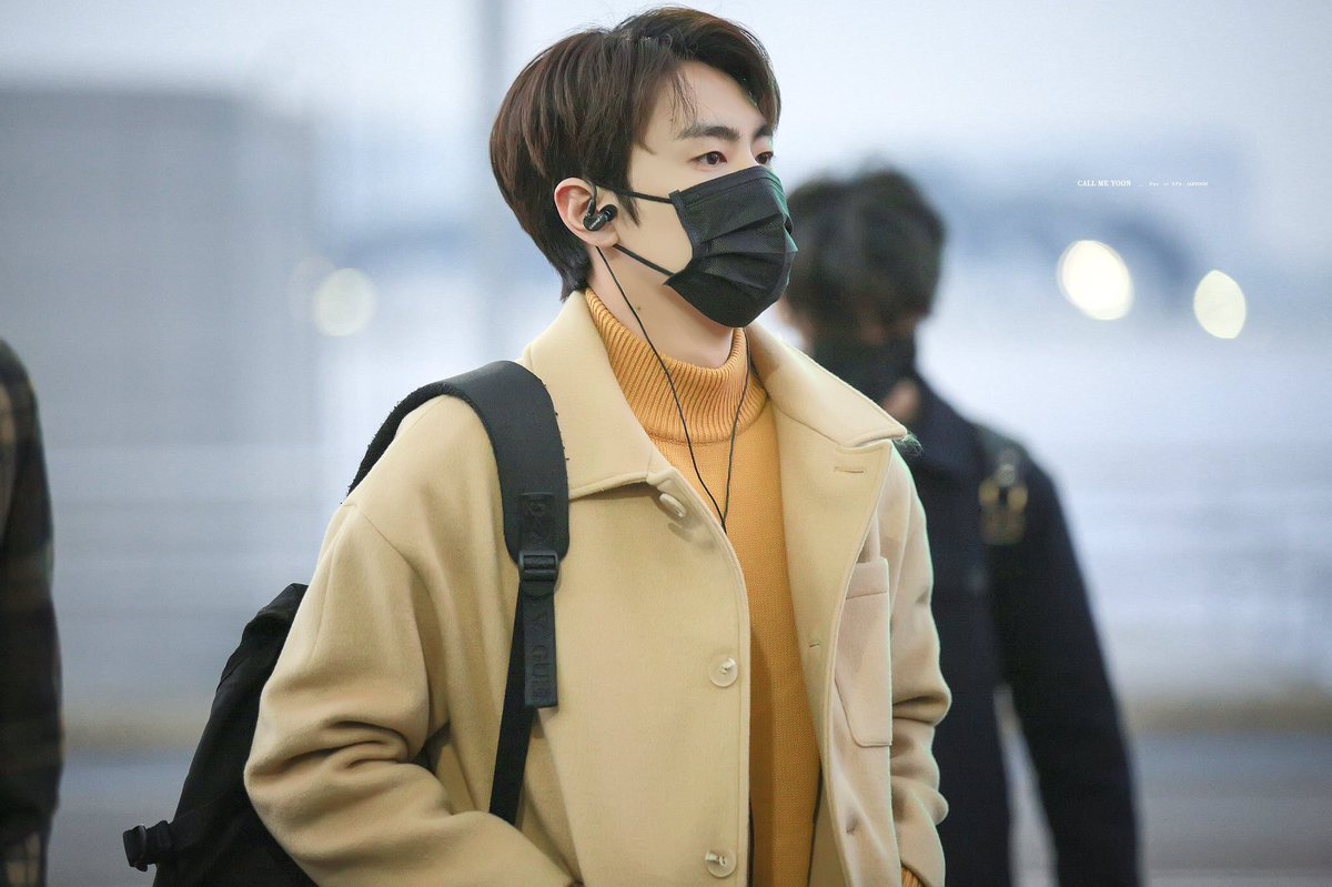 jaeyoonpcs's tweet photo. 190111 — © call me yoon https://t.co/nHviLPWNow