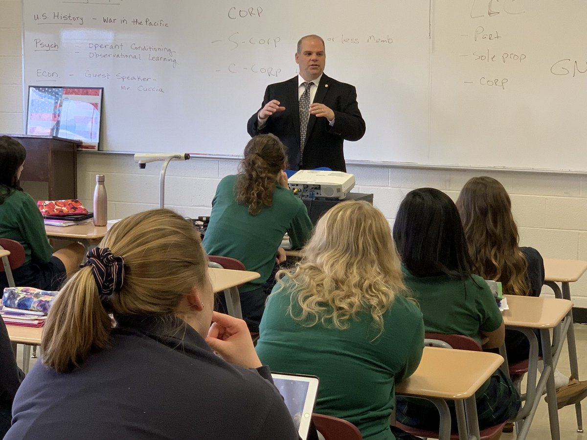 SMCCMonroe's tweet photo. Ignazio Cuccia (’91) visited Mrs. Raymond’s Economics classes today and spoke with students about entrepreneurship and his business ventures; including stories of  how he opened his first business, Holiday Pizza, as a 15-year old SMCC student. https://t.co/cqNifKV73L
