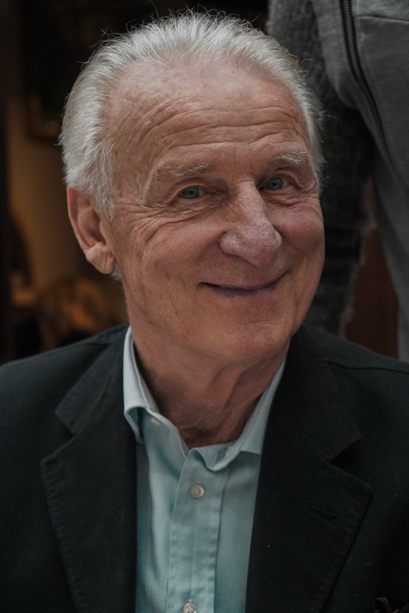 giovanni_iltrap's tweet photo. Un ringraziamento speciale a tutti voi che avete contribuito a rendere questi 80 anni davvero unici! Grazie di cuore❤️ https://t.co/YeQOJ9wdMb